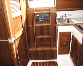 Com-Pac 27 Companionway - Photo of Com-Pac 27/3 sail boat